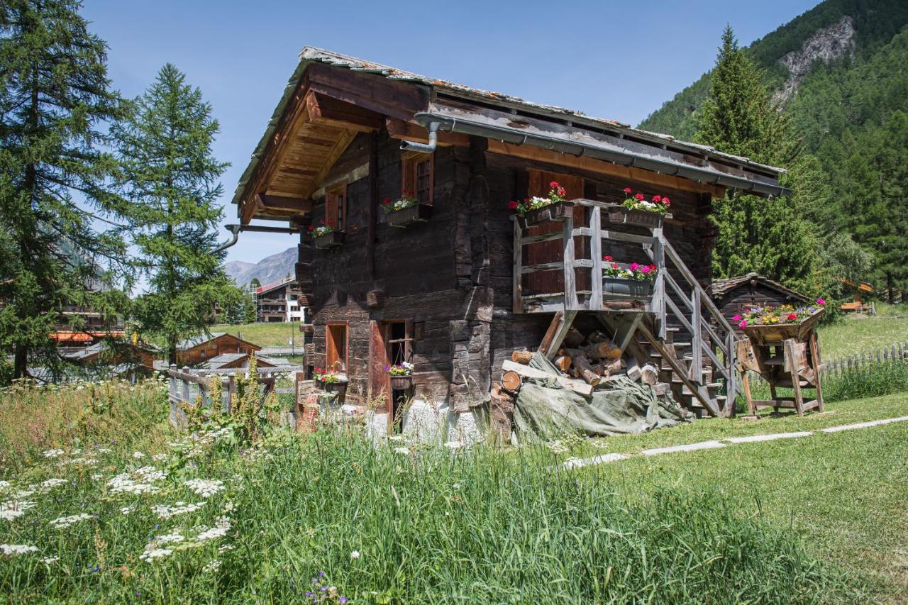 Ferienhaus Casa Luna ツェルマット エクステリア 写真